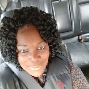 Meet your Posher, Carolyn